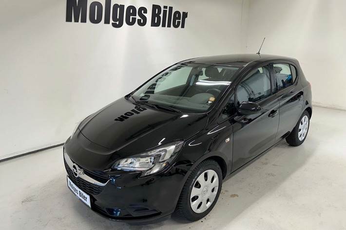 Sort Opel Corsa fra 2017 set udefra