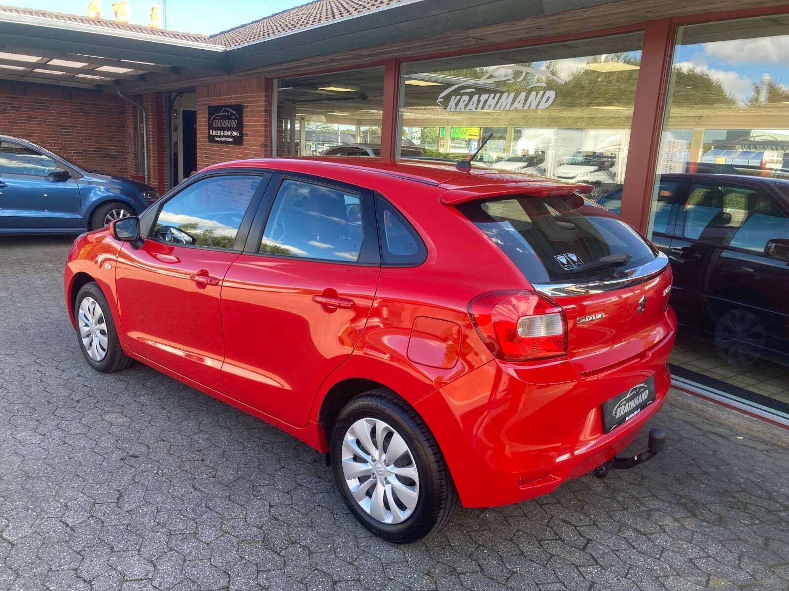 Rød Suzuki Baleno fra 2018