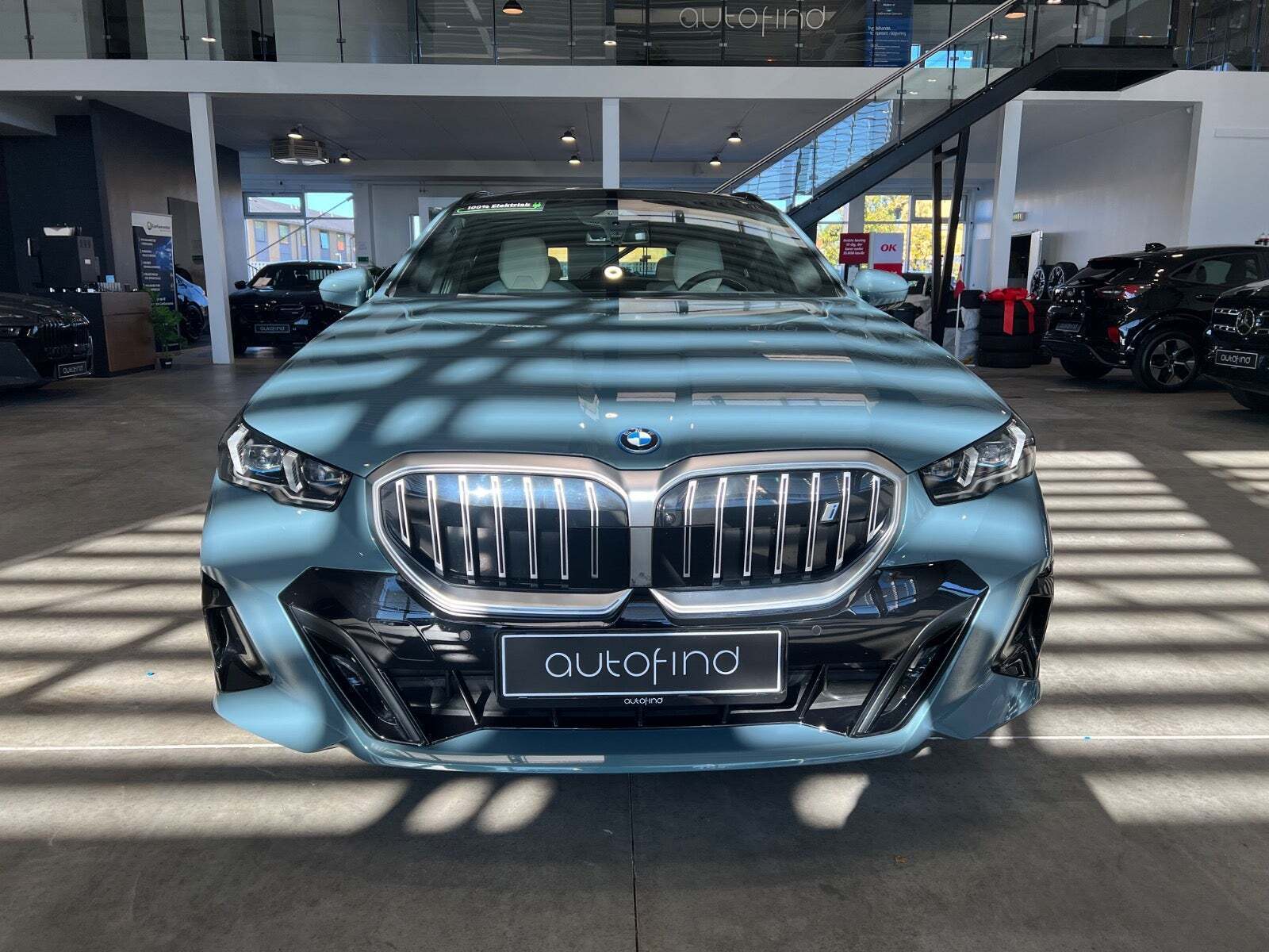 BMW i5 eDrive40 Touring Fully Charged M-Sport