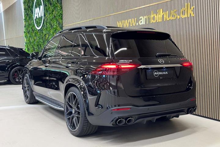 Sort Mercedes GLE53 fra 2025