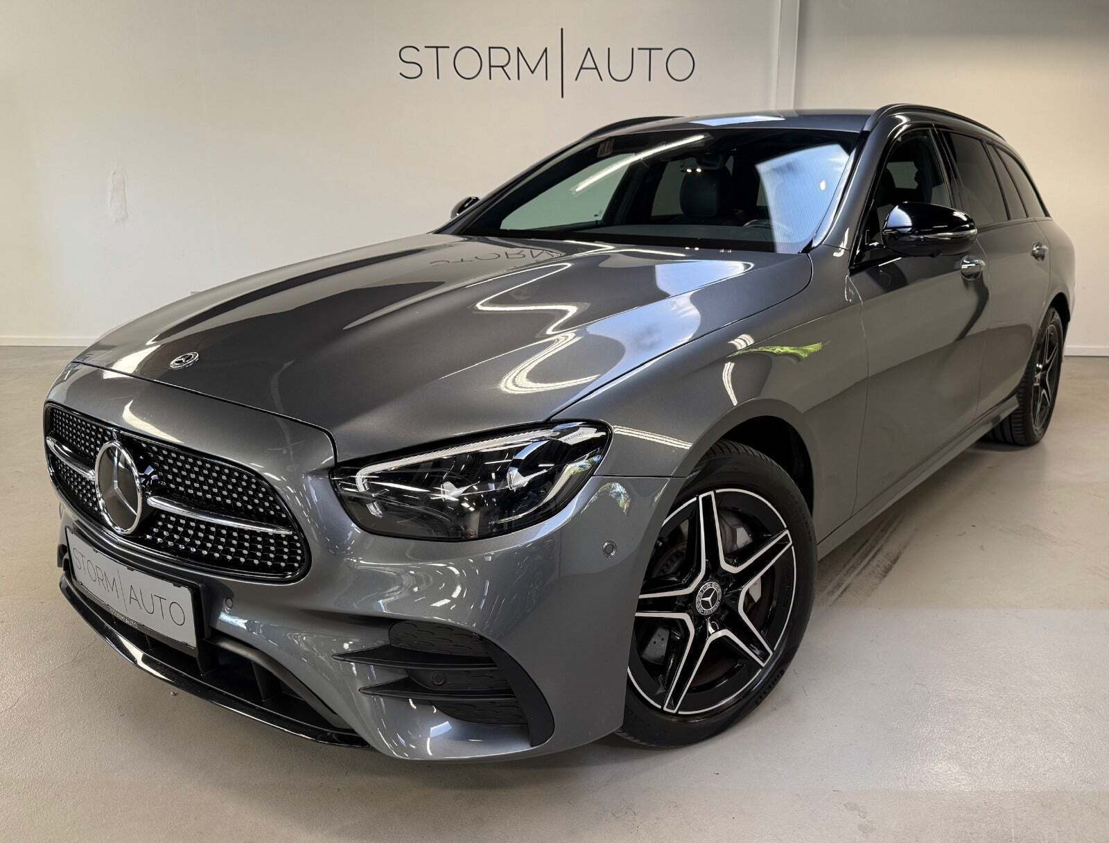 Mercedes E300 de 2,0 AMG Line stc. aut. 4Matic