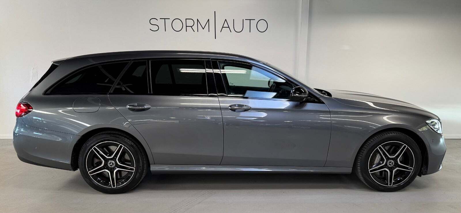 Mercedes E300 de 2,0 AMG Line stc. aut. 4Matic