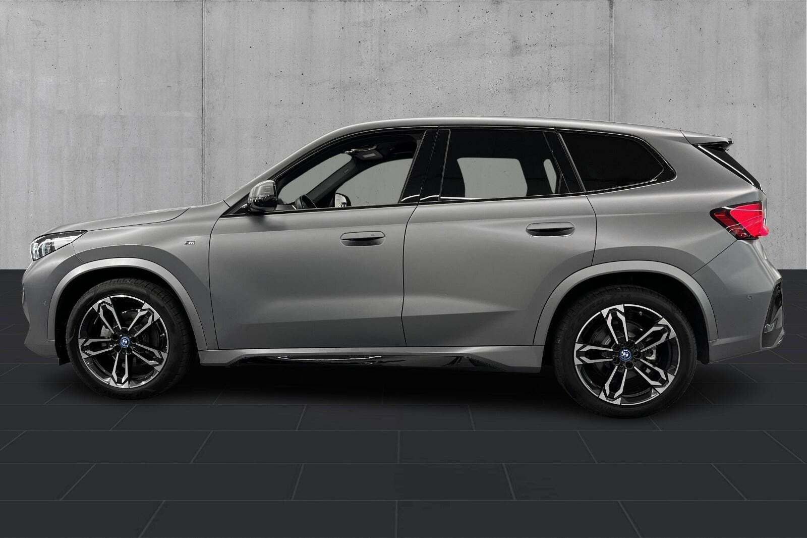 BMW iX1 eDrive20 M-Sport