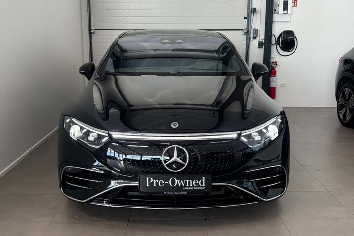 Sort Mercedes EQS580 fra 2022