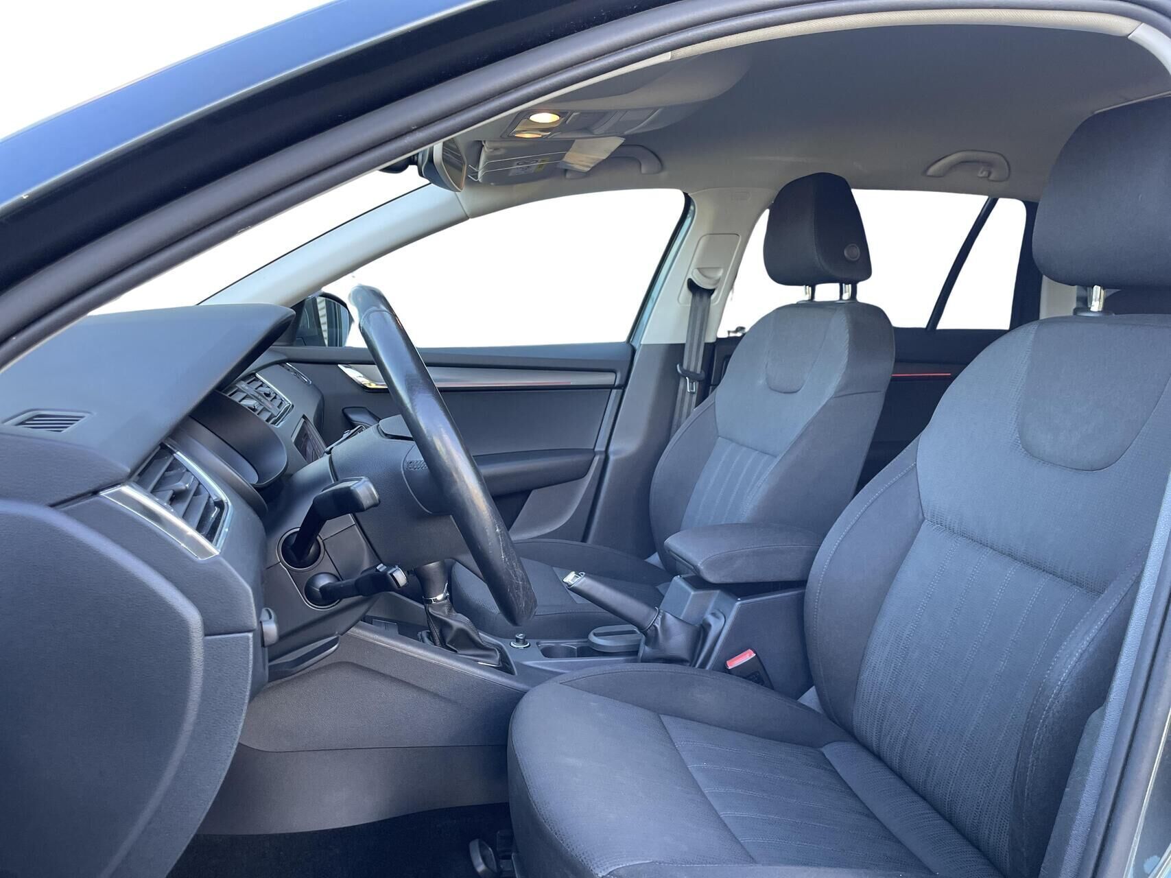 Skoda Octavia 1,5 Combi TSI ACT Business Line + Dynamic DSG 150HK Stc 7g Aut.