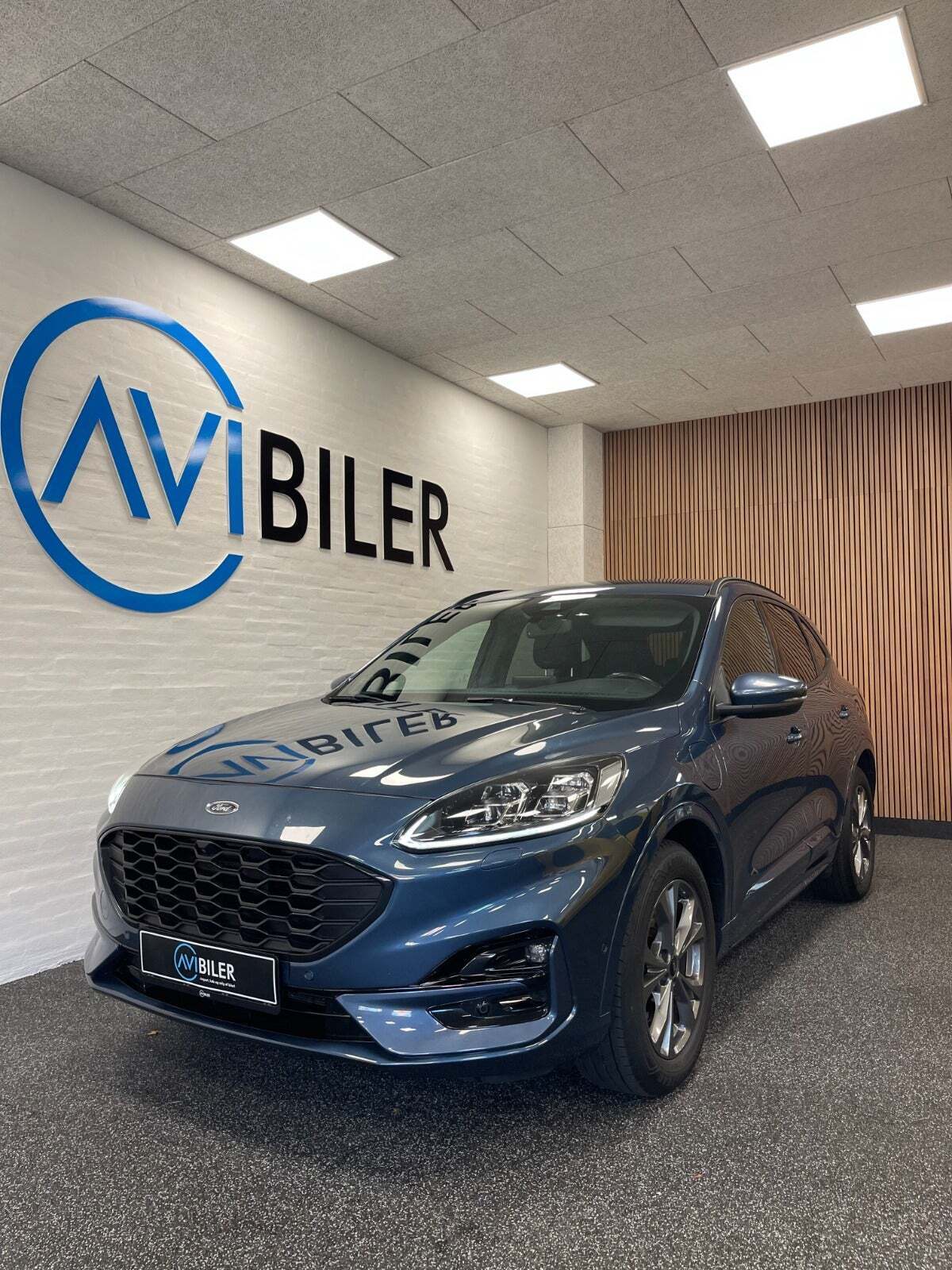 Ford Kuga 2,5 PHEV ST-Line X CVT