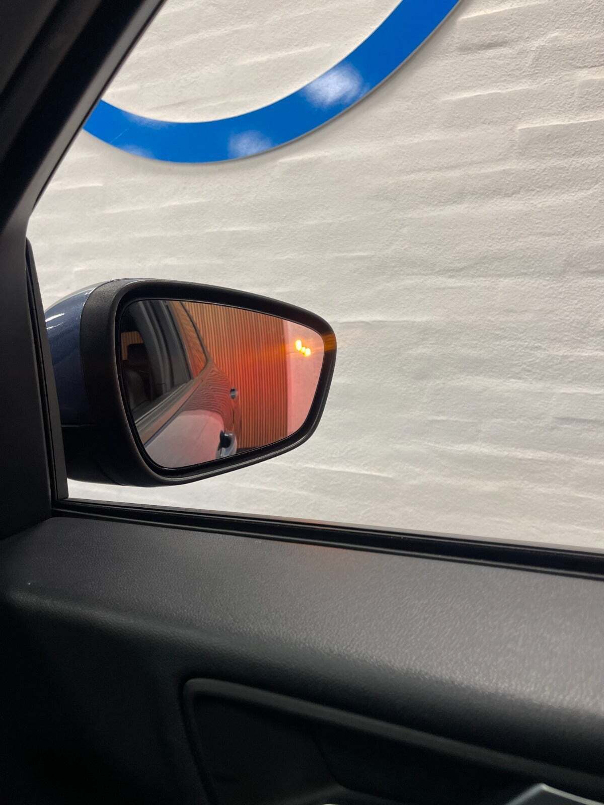 Blå Ford Kuga fra 2021