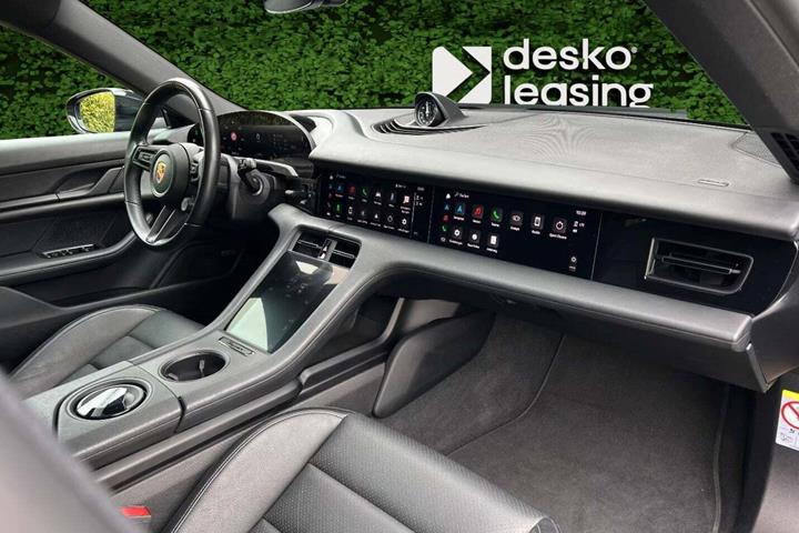 undefined Porsche Taycan fra 2022