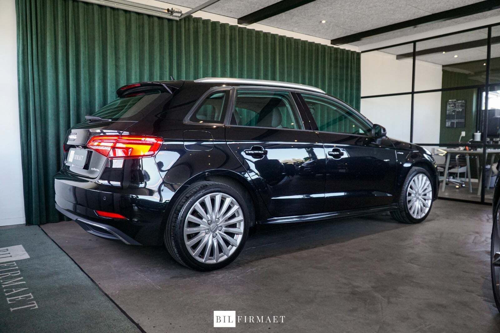 Sort Audi A3 fra 2016