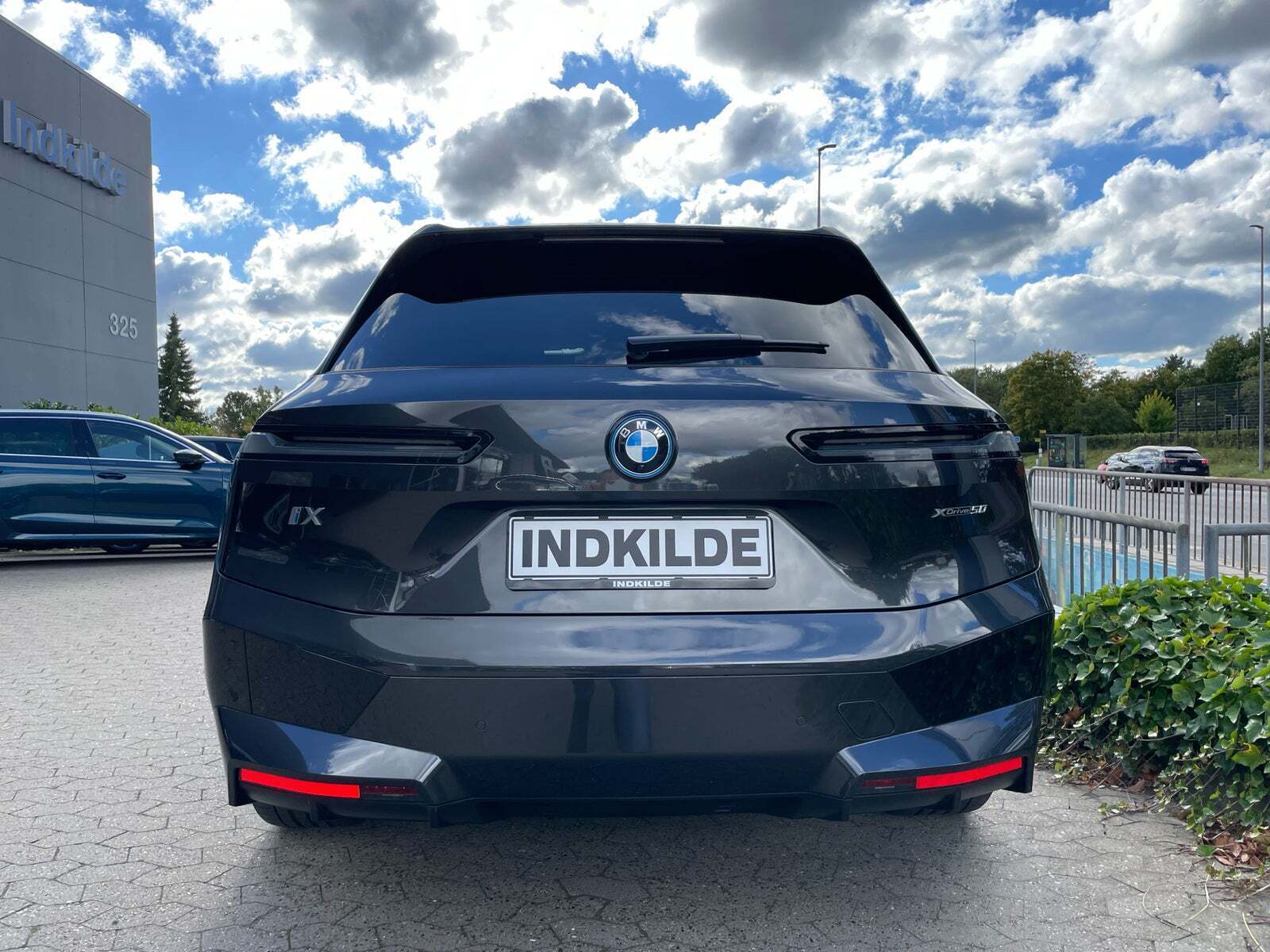 BMW iX xDrive50 Supercharged