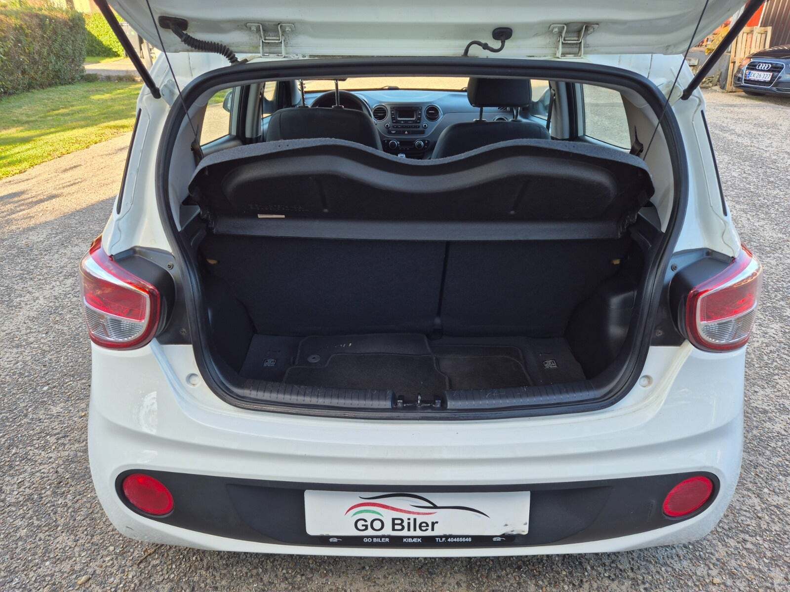 Grøn Hyundai i10 fra 2017