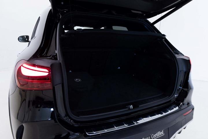 Sort Mercedes EQA250+ fra 2025