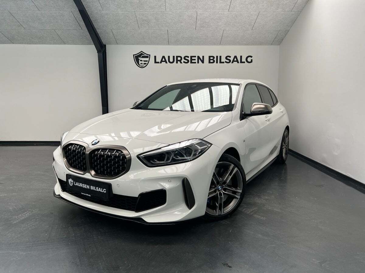 BMW M135i 2,0 Connected xDrive aut.