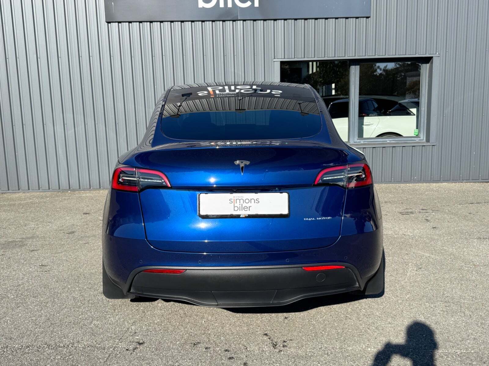 Tesla Model Y Long Range AWD