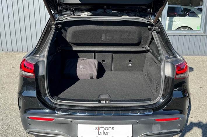 Sort Mercedes EQA250 fra 2021