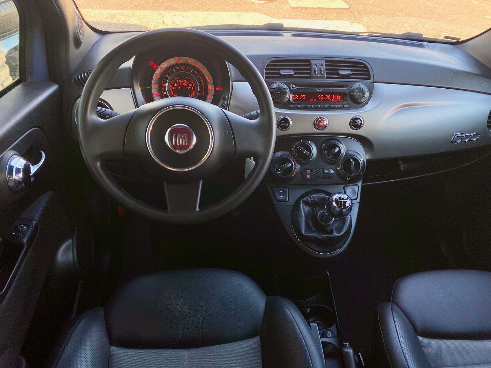 Blå Fiat 500 fra 2012