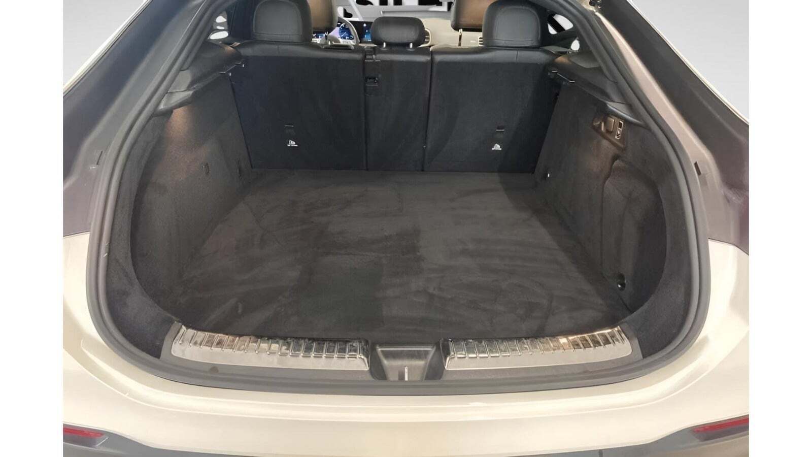 Hvid Mercedes GLE350 de fra 2022