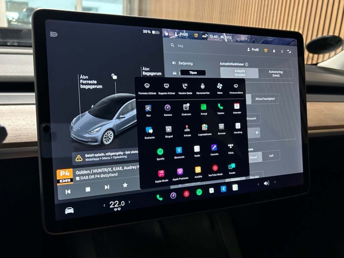 Sort Tesla Model 3 fra 2021