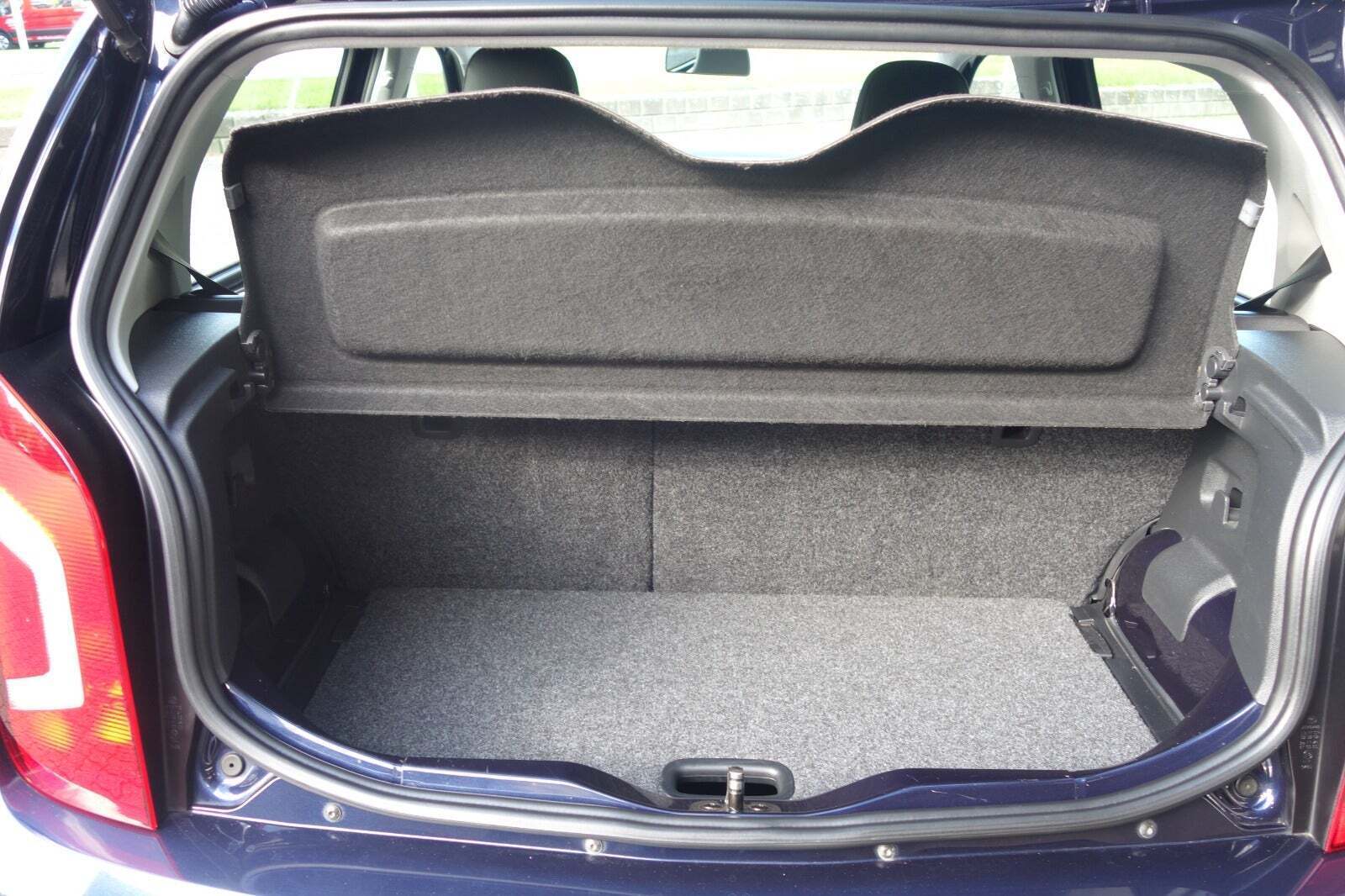 Blå VW UP! fra 2014