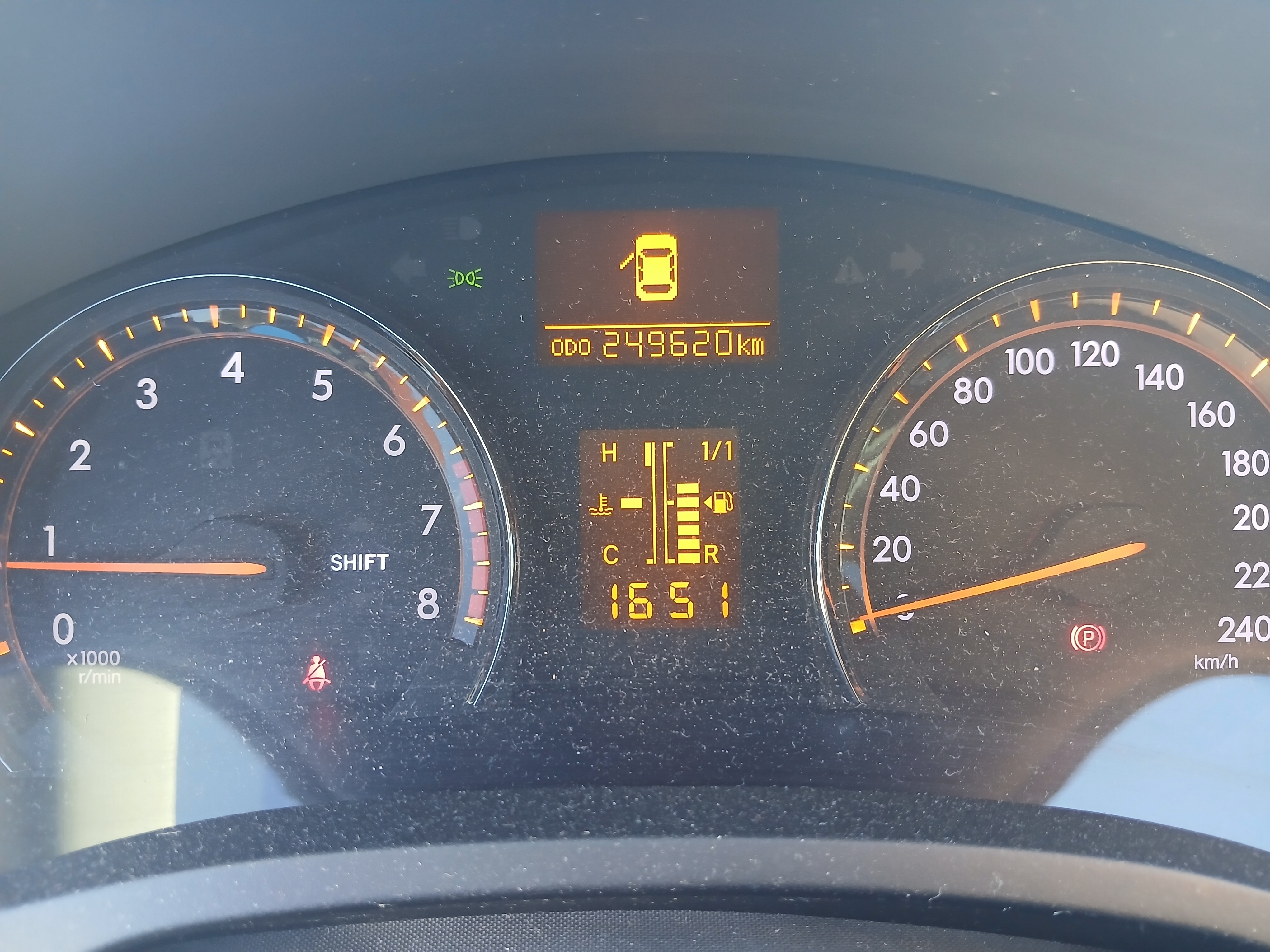 Sort Toyota Avensis fra 2012