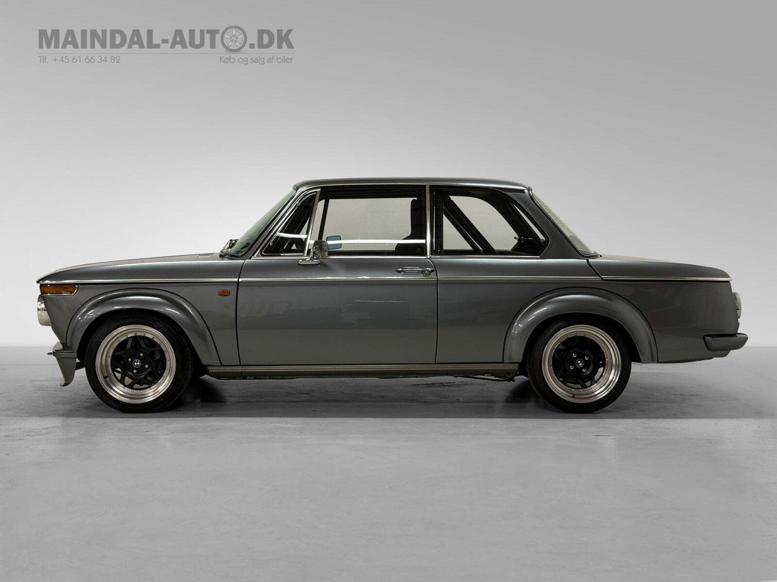 undefined BMW 2002 fra 1971 set udefra