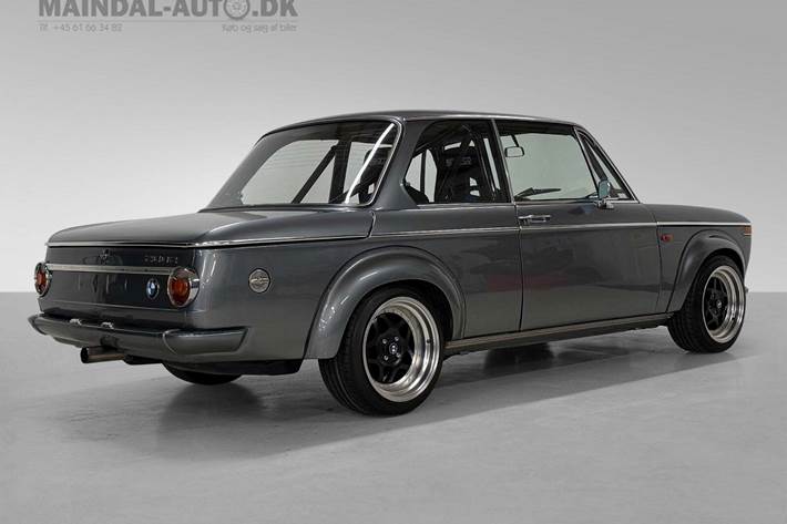 undefined BMW 2002 fra 1971 set udefra