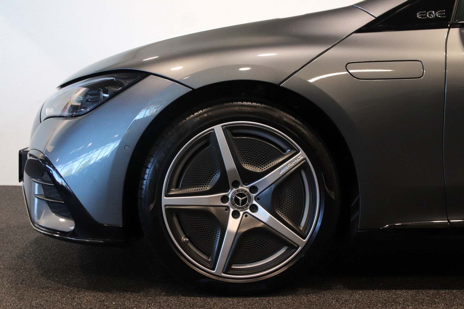 Mercedes EQE350 AMG Line