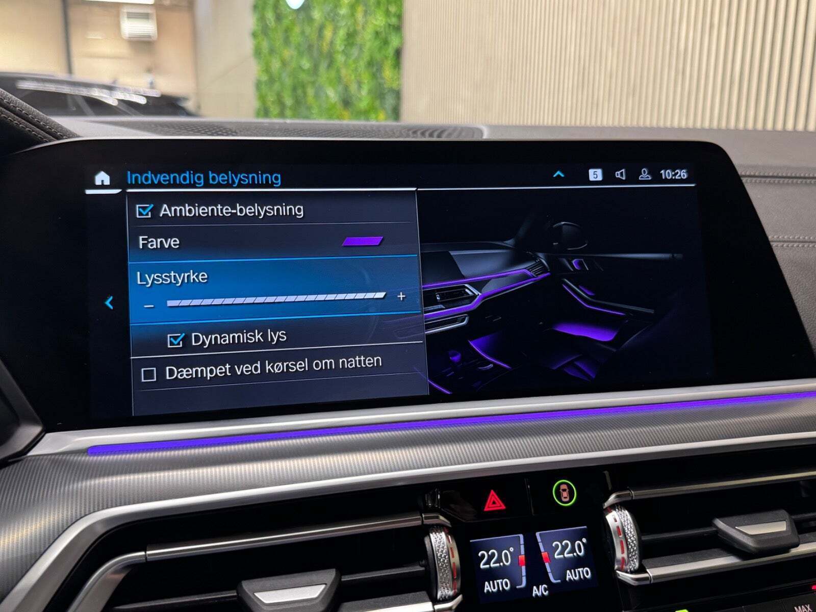 Hvid BMW X5 fra 2023