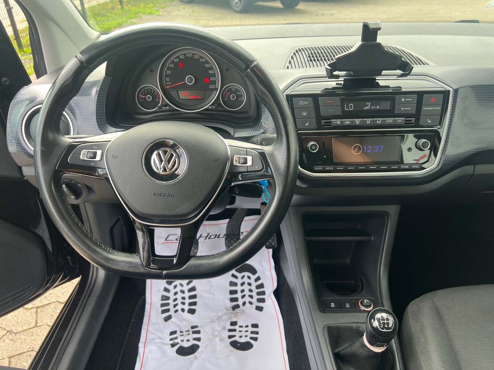 Sort VW UP! fra 2017