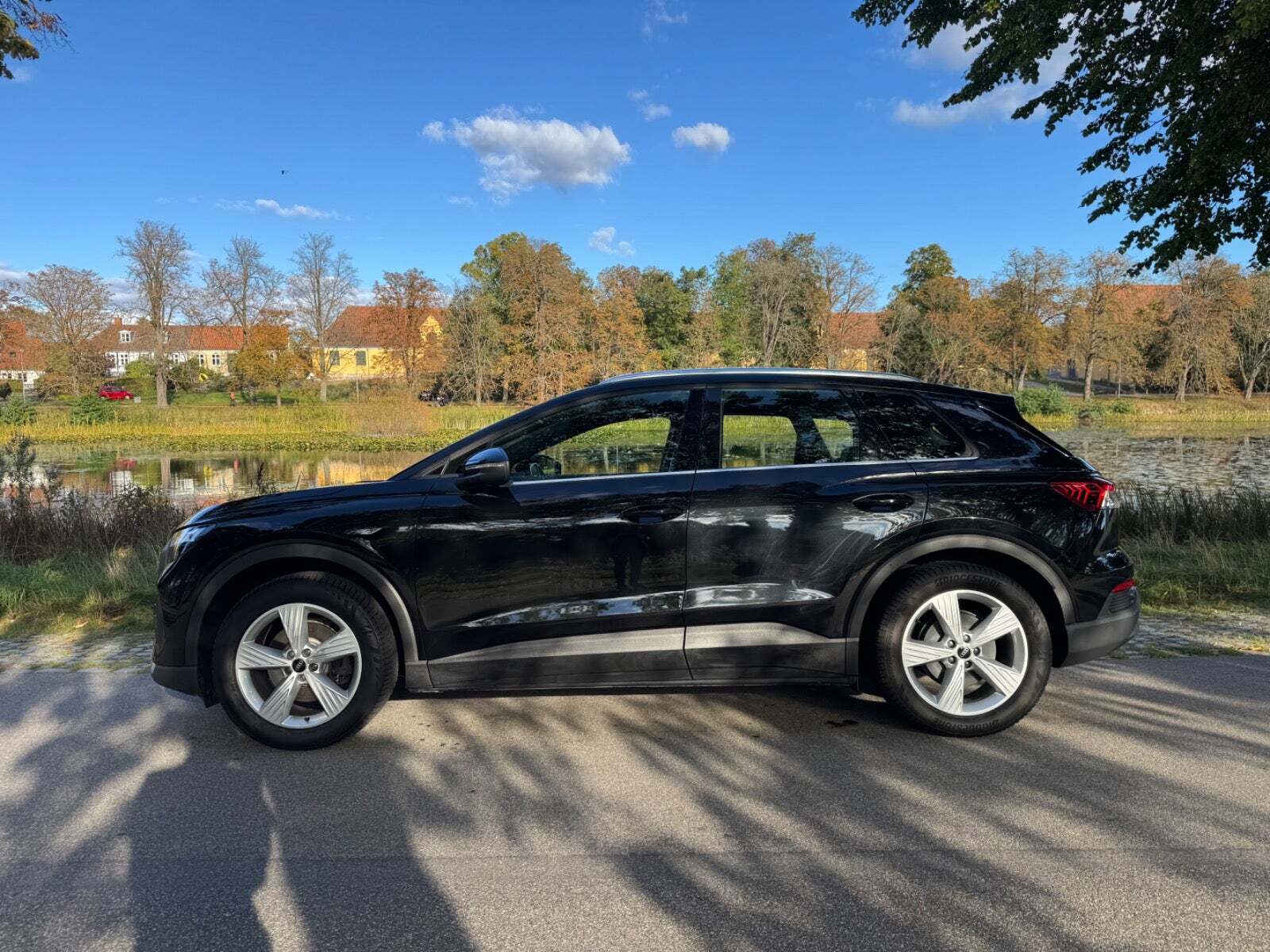 Sort Audi Q4 e-tron fra 2022