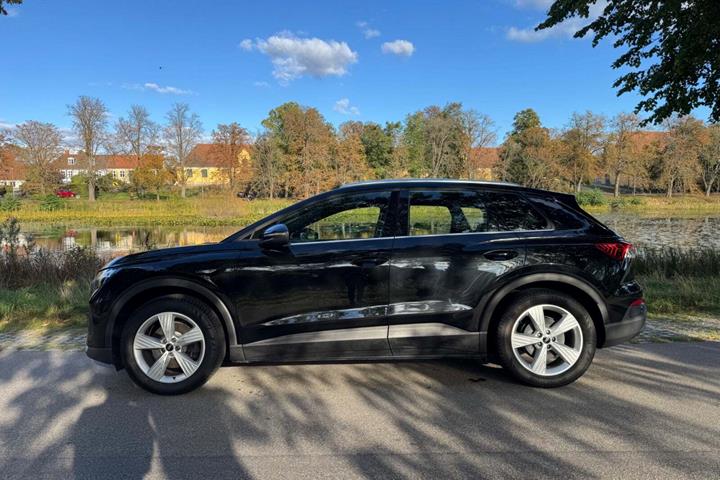 Sort Audi Q4 e-tron fra 2022