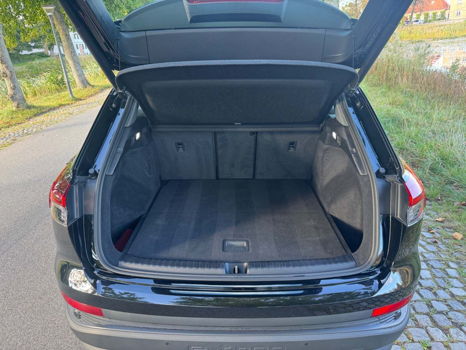 Sort Audi Q4 e-tron fra 2022