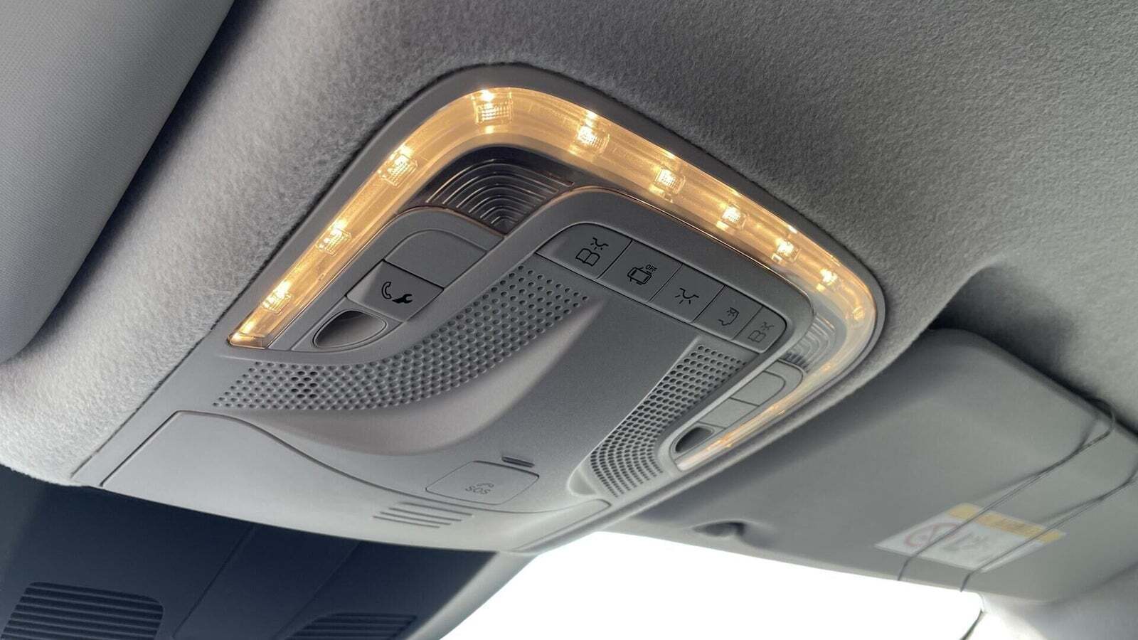 Hvid Mercedes Vito 114 fra 2021