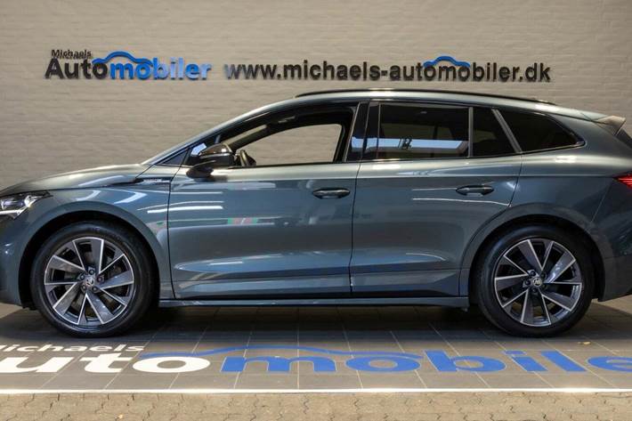 Grå Skoda Enyaq fra 2021