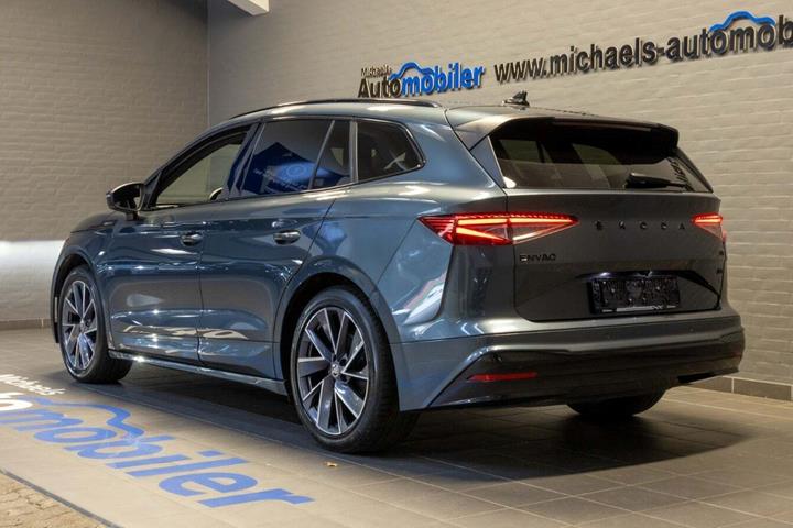 Grå Skoda Enyaq fra 2021