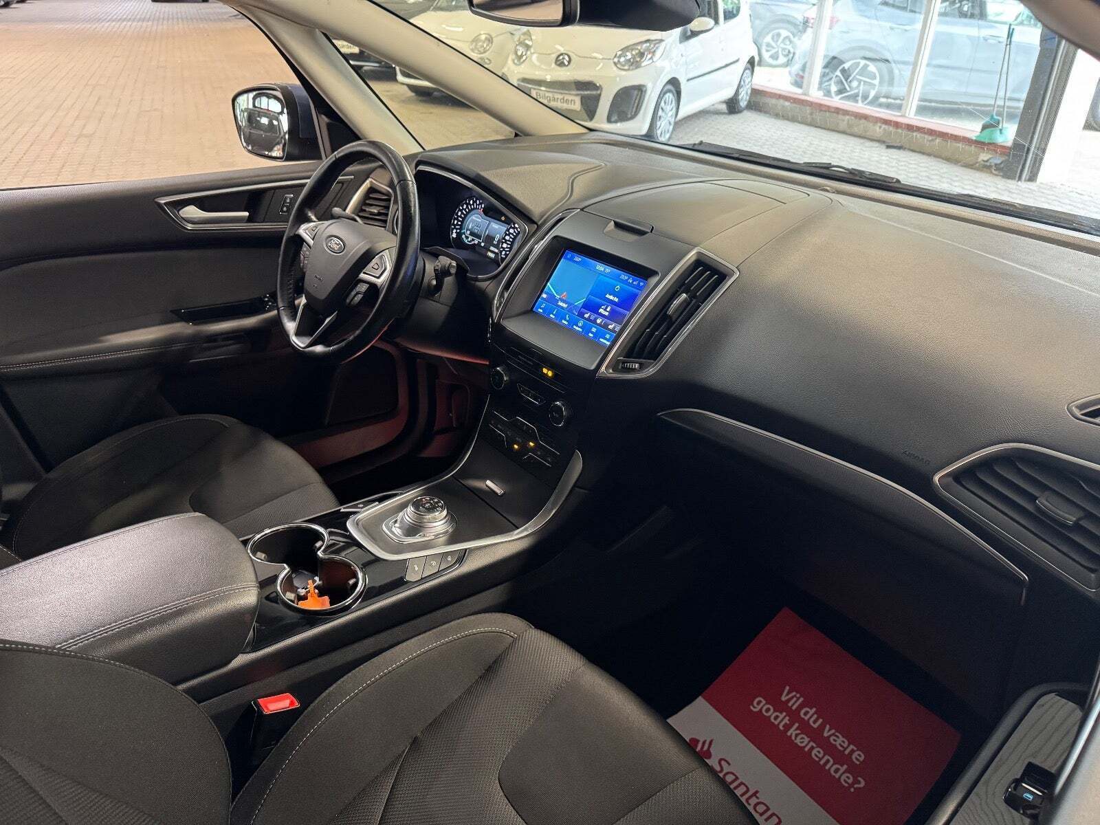 Blå Ford S-MAX fra 2020