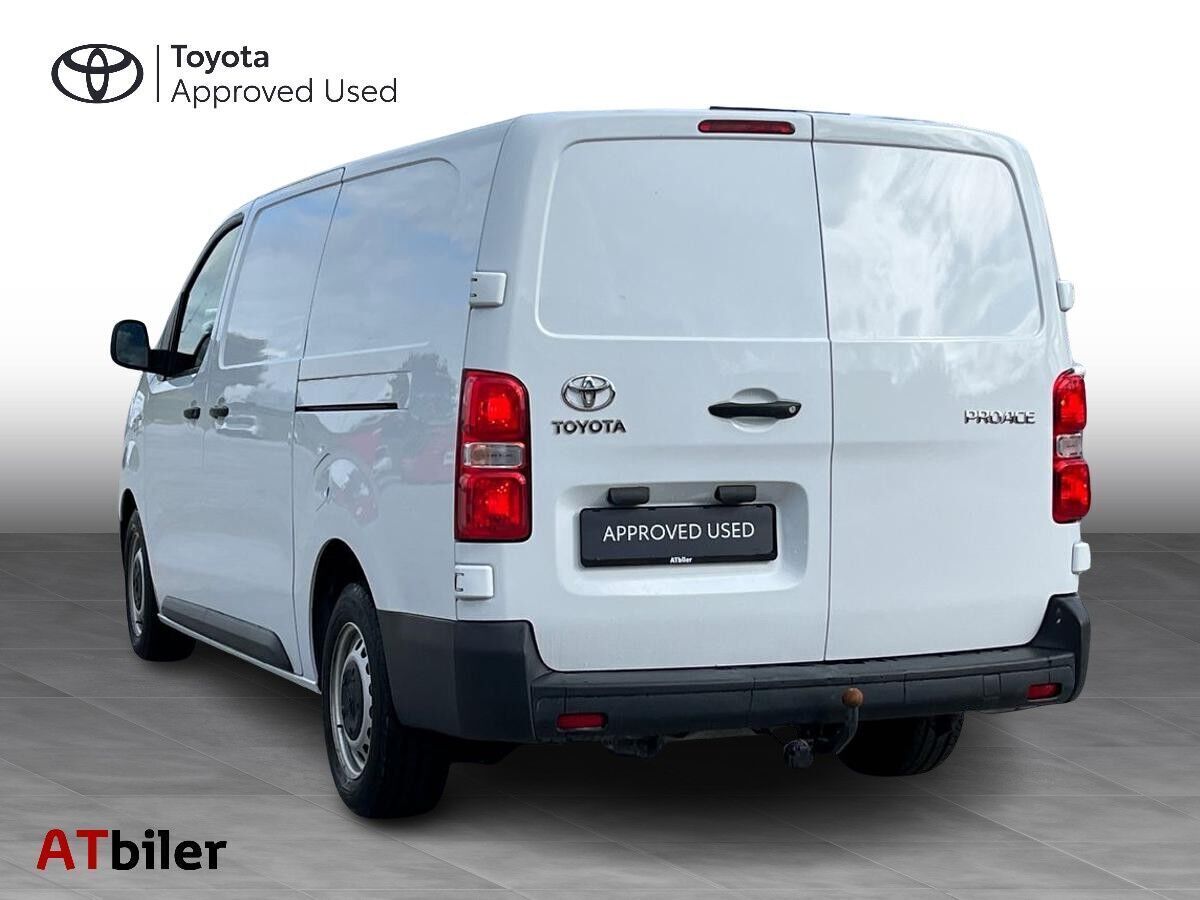 Toyota ProAce 2,0 Long D Comfort m/ To skydedør 144HK Van 6g