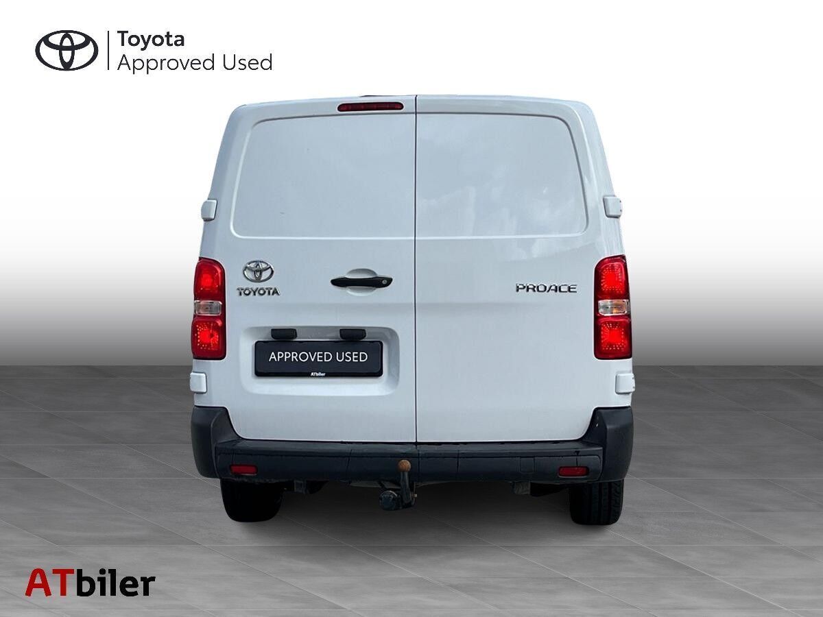 Toyota ProAce 2,0 Long D Comfort m/ To skydedør 144HK Van 6g