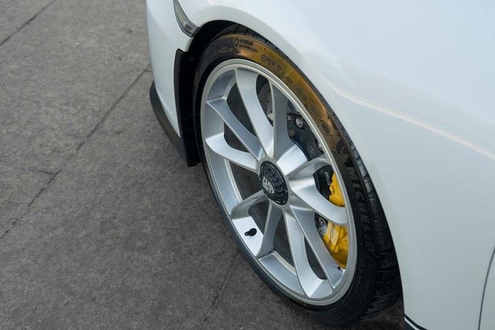 Hvid Porsche 911 GT3 fra 2018 set udefra