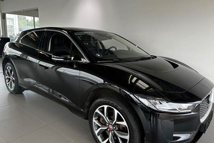Sort Jaguar I-Pace fra 2020 set udefra
