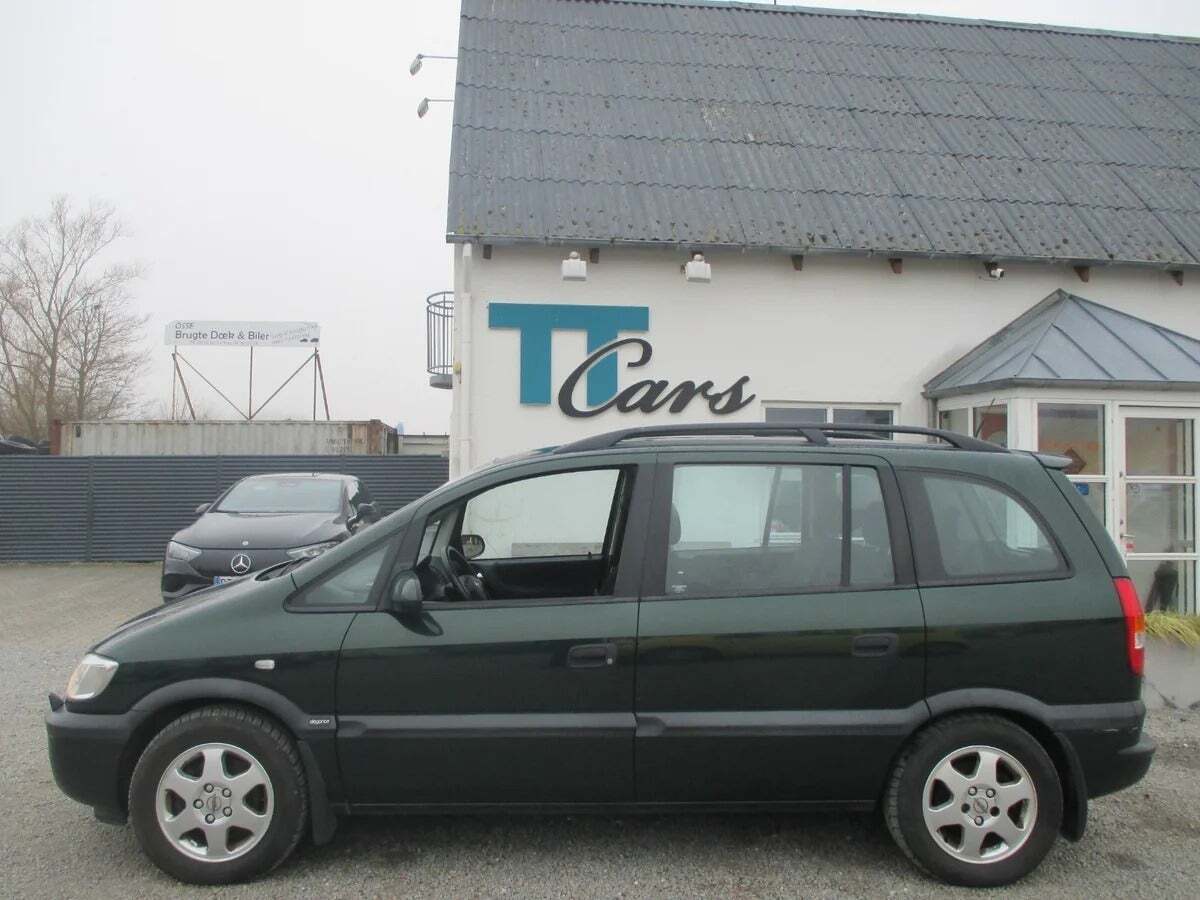 Opel Zafira 1,8 16V CDX