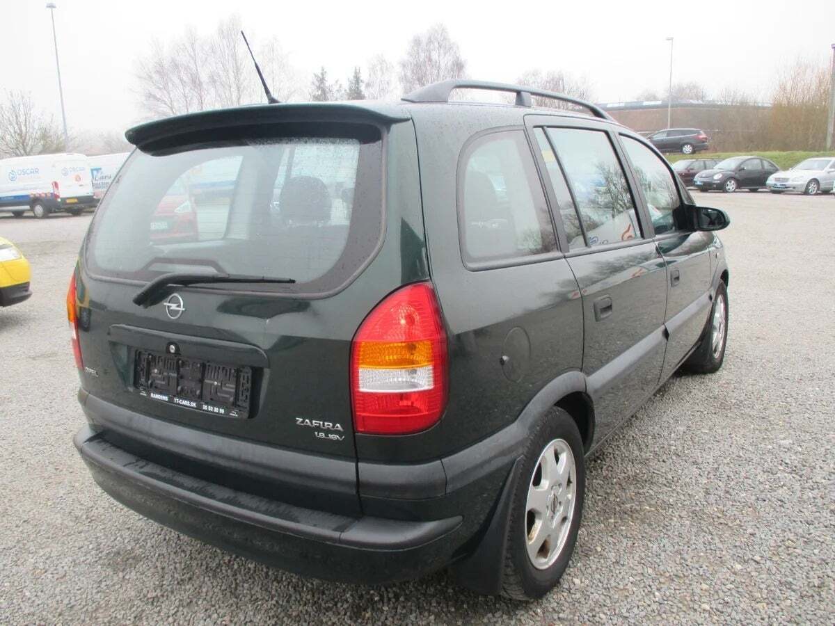 Opel Zafira 1,8 16V CDX