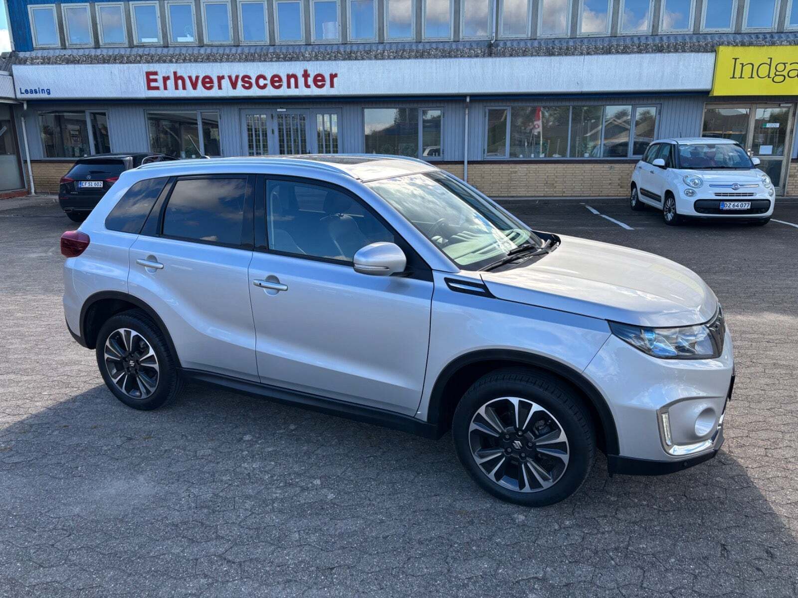 Sølv Suzuki Vitara fra 2018