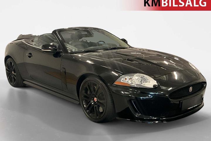 Sort Jaguar XKR fra 2011