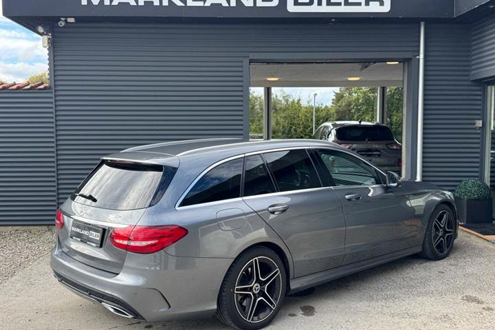 Grå Mercedes C220 d fra 2018