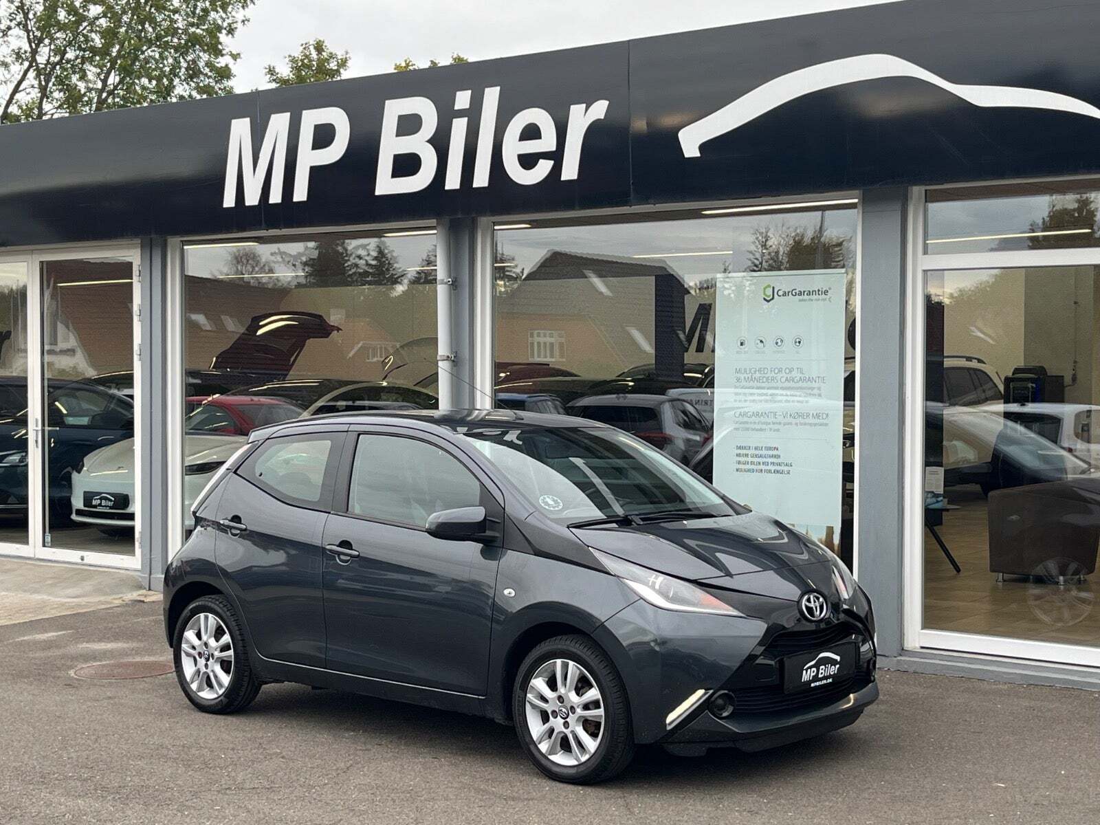 Toyota Aygo 1,0 VVT-i x-black II x-shift