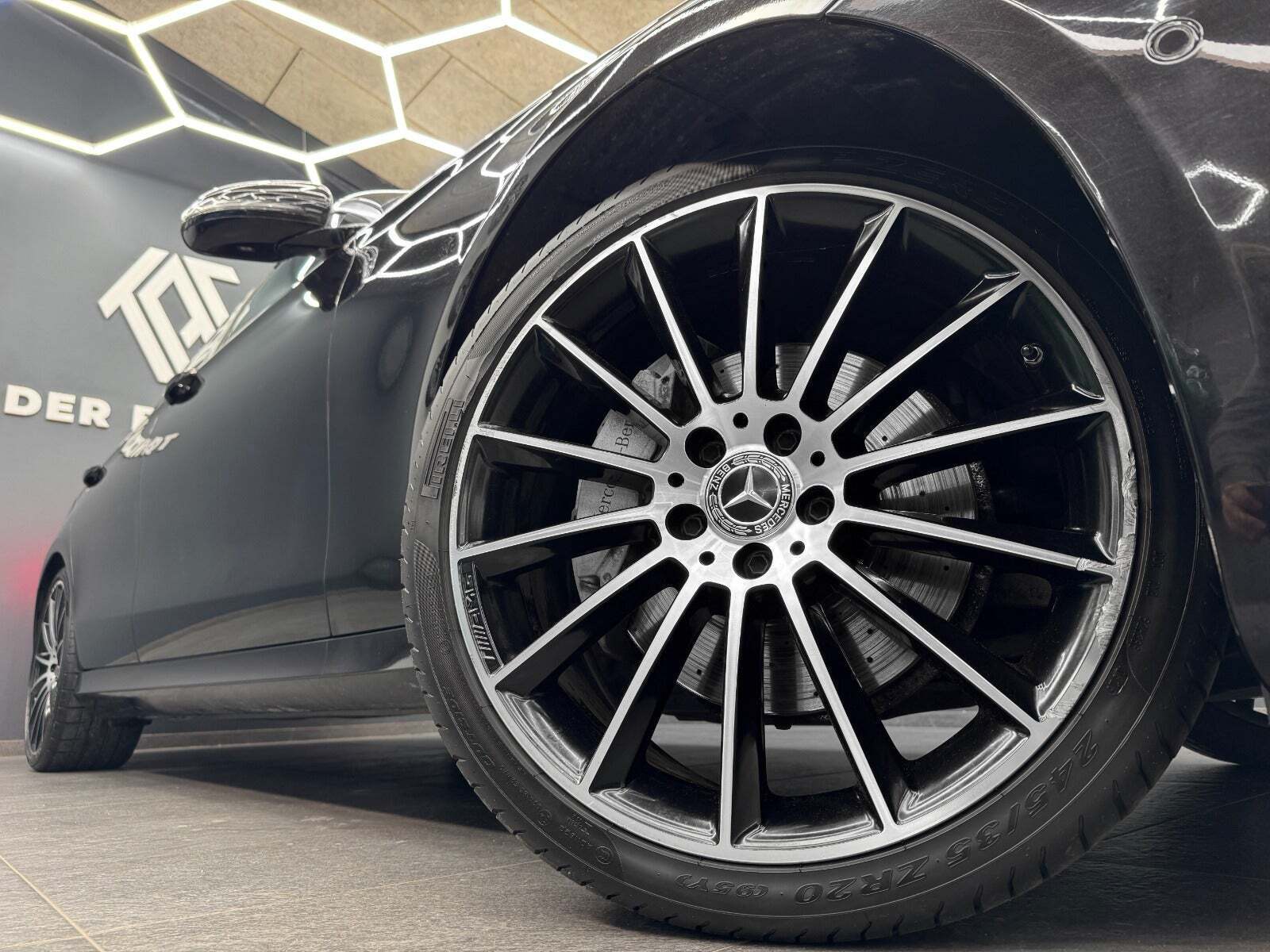 Mercedes E350 d 3,0 AMG Line stc. aut.