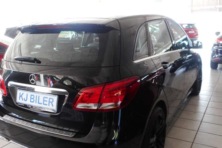undefined Mercedes B200 d fra 2016
