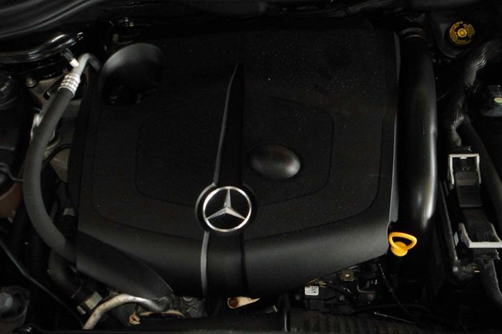 undefined Mercedes B200 d fra 2016 set udefra