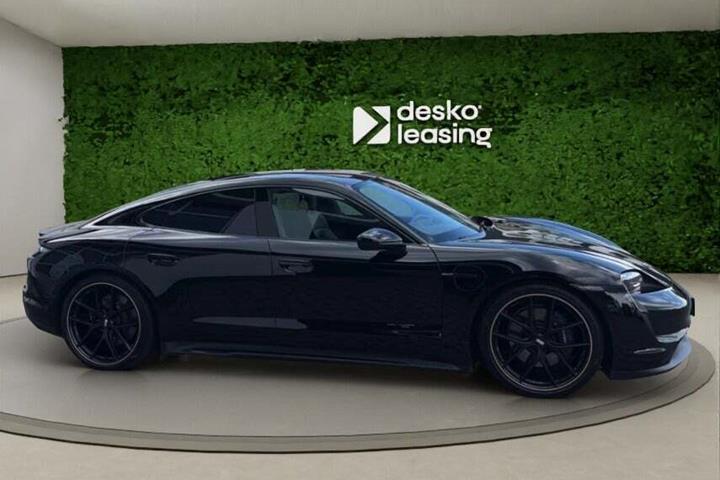 undefined Porsche Taycan fra 2021